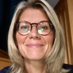 Caroline Vincent Dupuis consultante en émotions formée par Audrey Mée à la Méthode Raconte-moi mon histoire